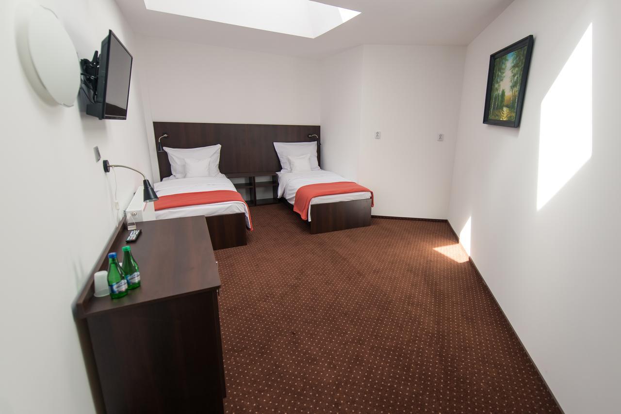 First Hotel ทเชฟ ภายนอก รูปภาพ